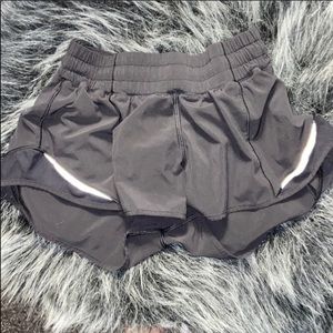 Lululemon hotty hot shorts